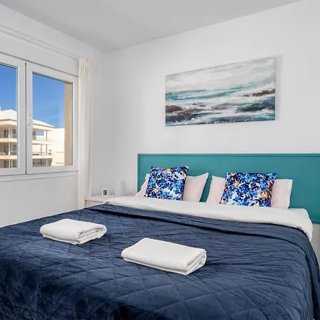 Torreblanca With Pool By Costarentals - Ref 10 *