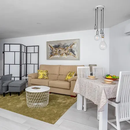 Appartement In Torreblanca With Pool By Costarentals - Ref 10 *